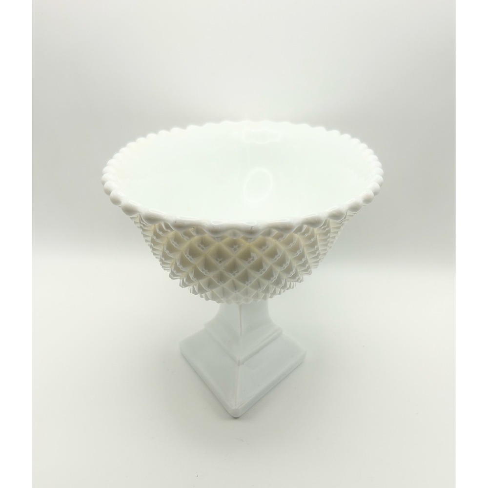 Vintage White Milk Glass Pedestal Bowl Diamond Point Hobnail Scalloped Edge 9.5" - Picture 6 of 6